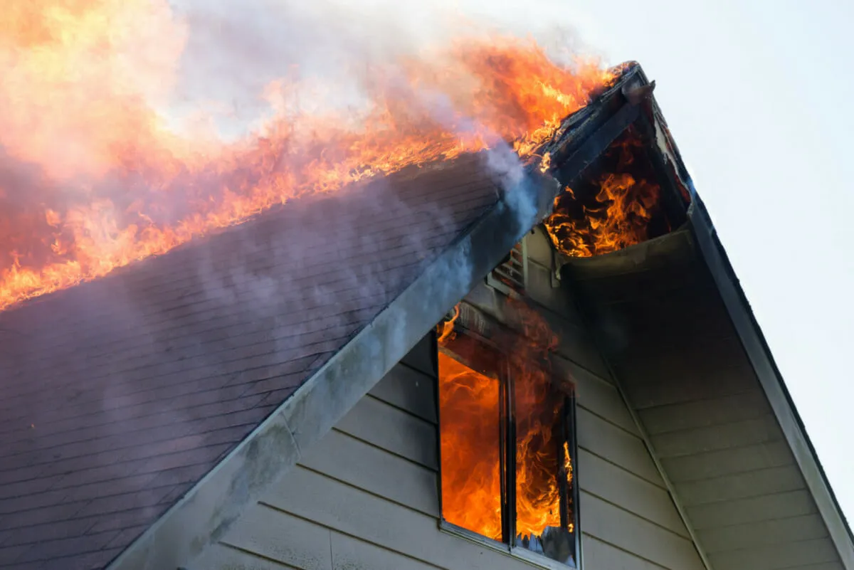 housefire-risks-remediation-1200x801